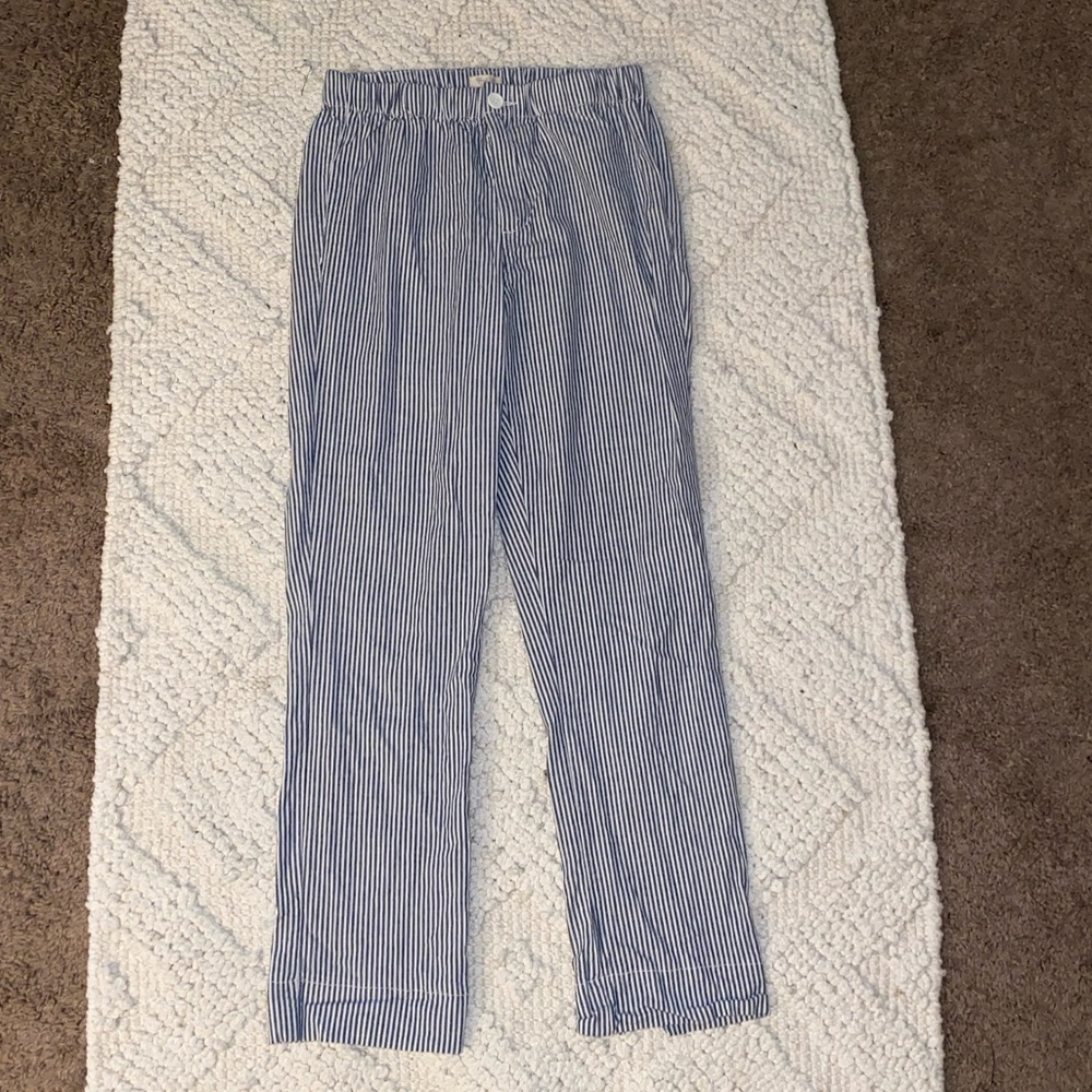 Pinstripe ankle pants❤️‍🔥2/18$❤️‍🔥